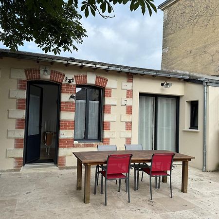 Petit Gite Avec Terrasse Thouarcé Exterior foto